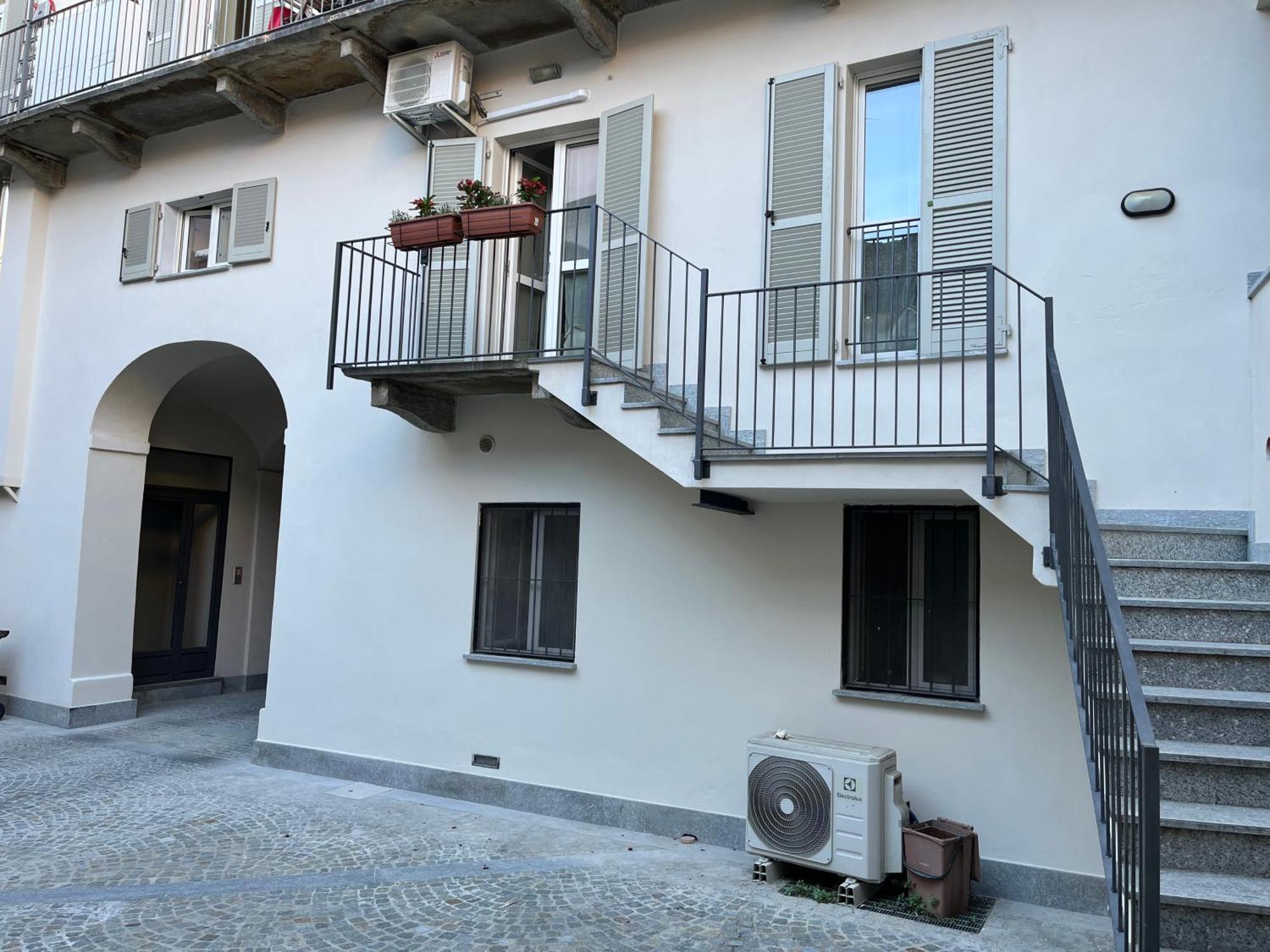 Asti Historic Center - Appartamento Trincotto Экстерьер фото